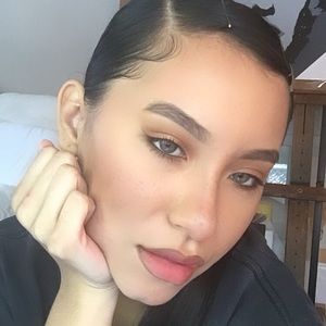 Meet your Posher, Asia